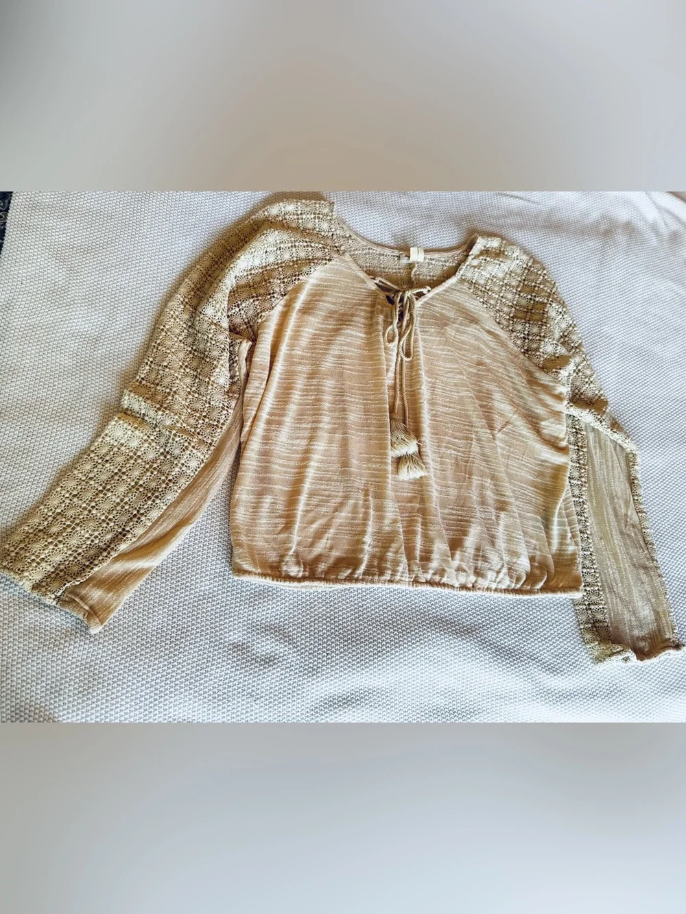 MEADOW RUE Cream Crochet-Sleeve Peasant Blouse Boho Top